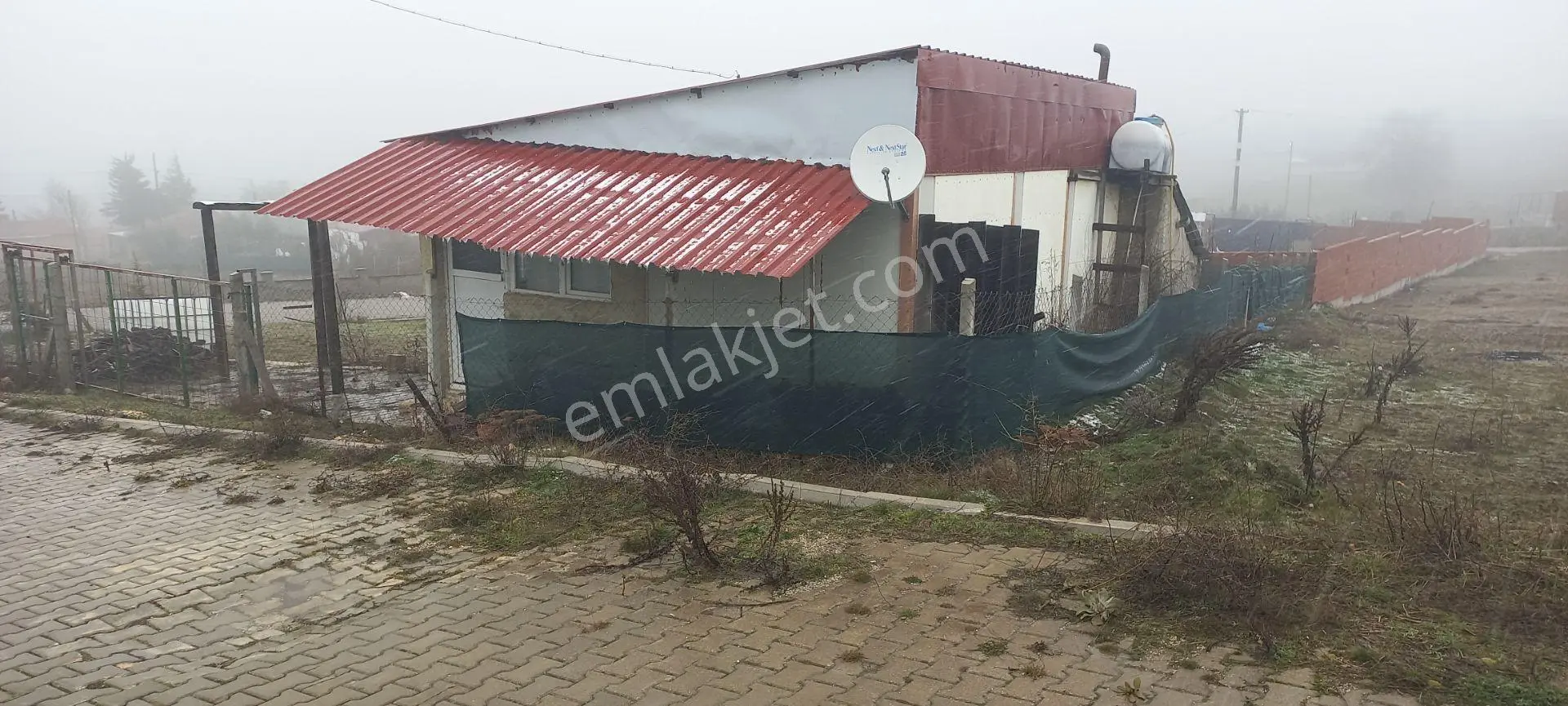 Sahibinden Eskişehir Merkeze 15 Km. 538m2 Müstakil Tapulu, Köşe Başı Arsadır.