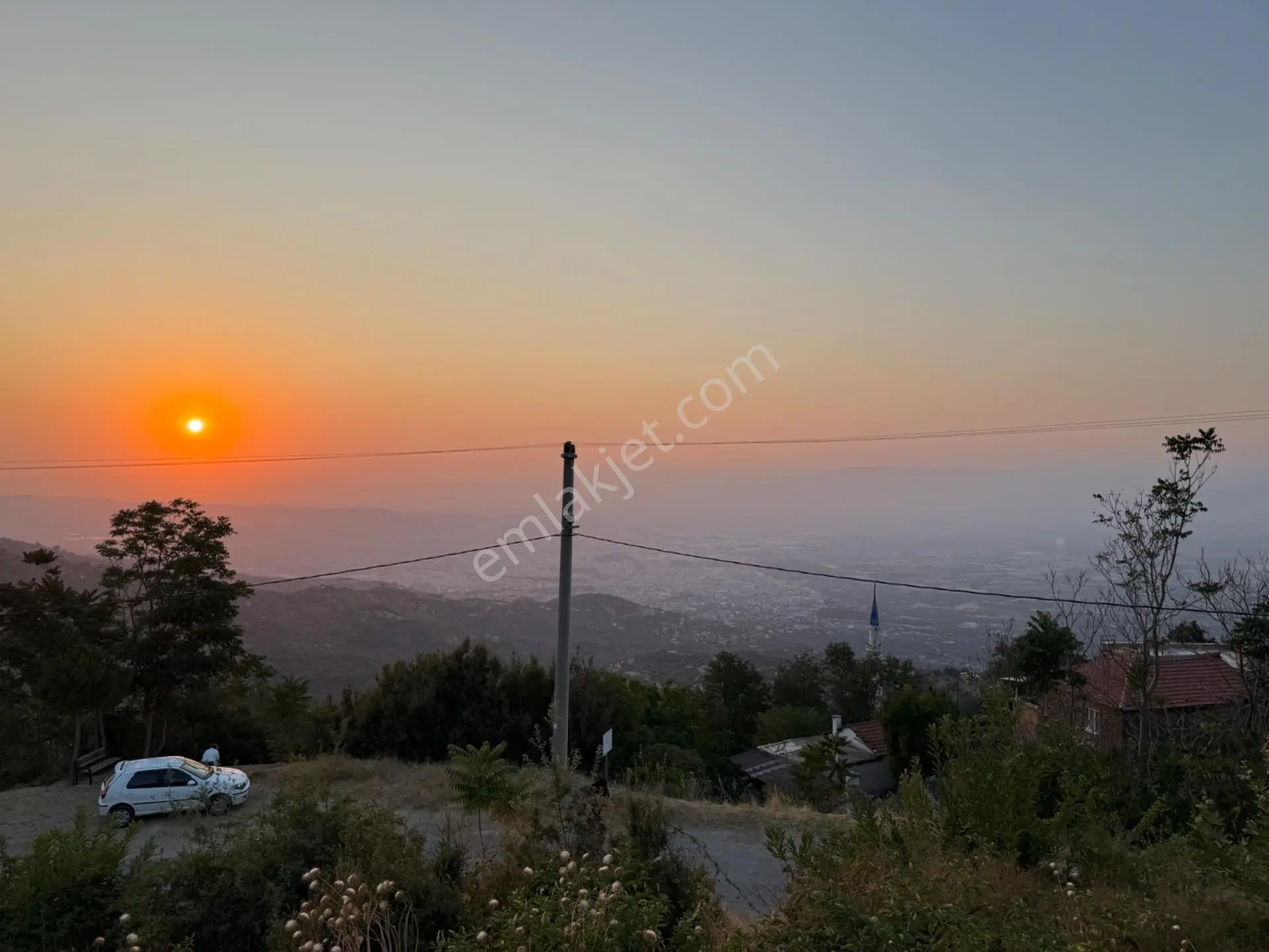 Sahibinden 800 M2 - Villa İmarlı - Manzaralı - Köşe Parsel - 3 Yola Cephe