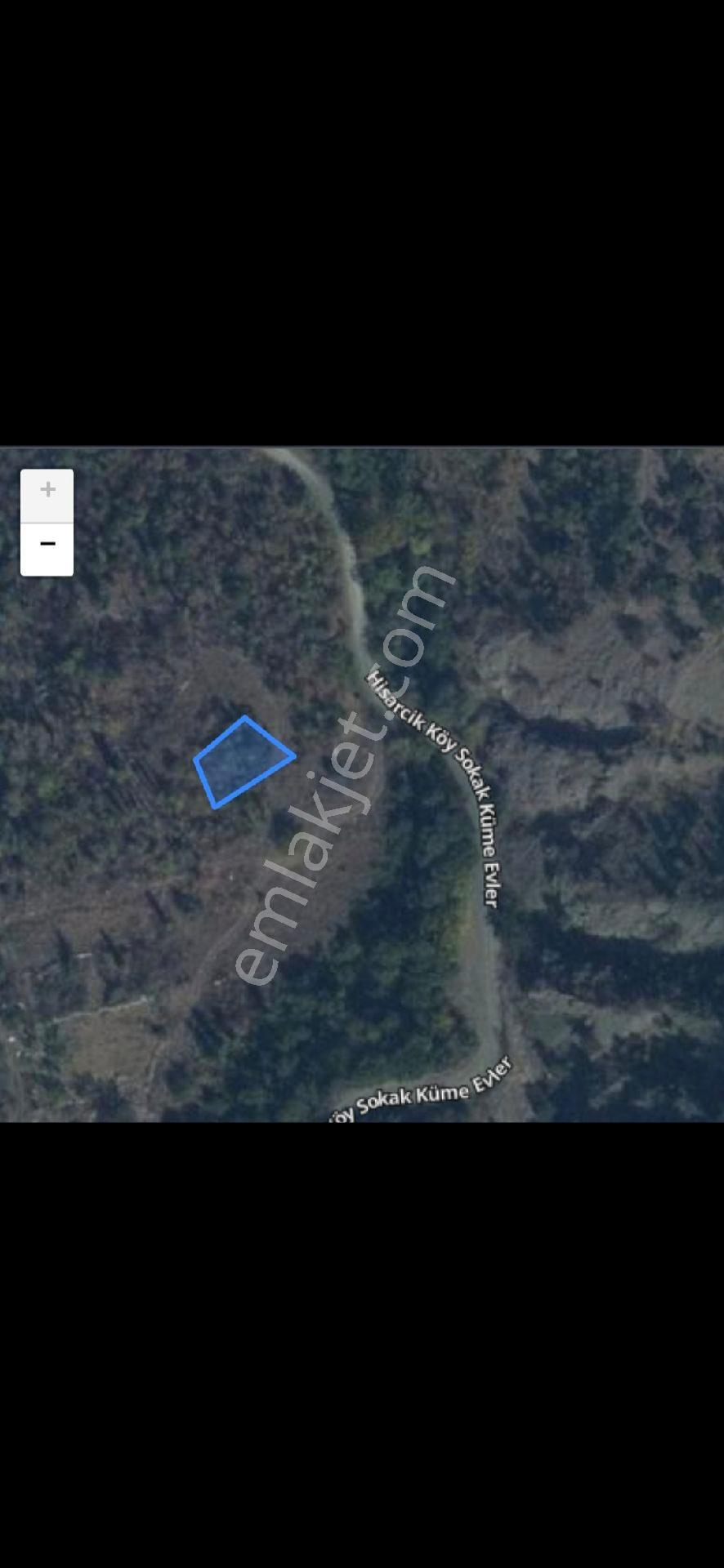 Sahibinden İnhisar Hisarcık'ta 300 M² Yola Çok Yakın Müstakil Bahçe