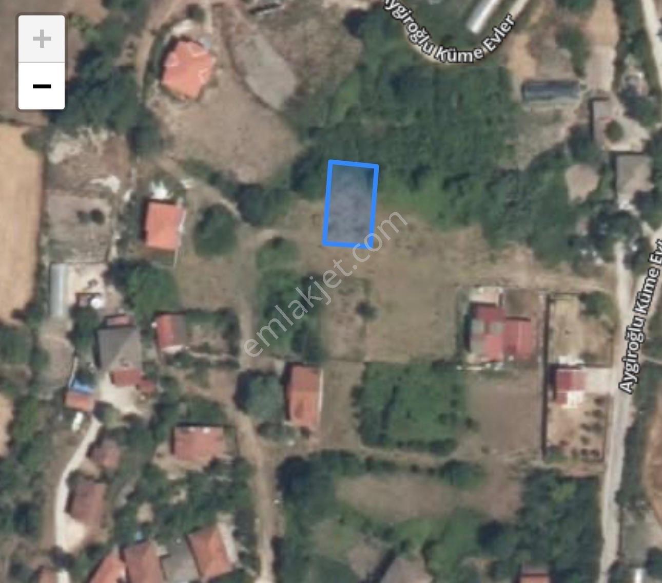 Sahibinden Mugada’da Denize Yürüme Mesafesinde %30 İmarlı Villa Arsası