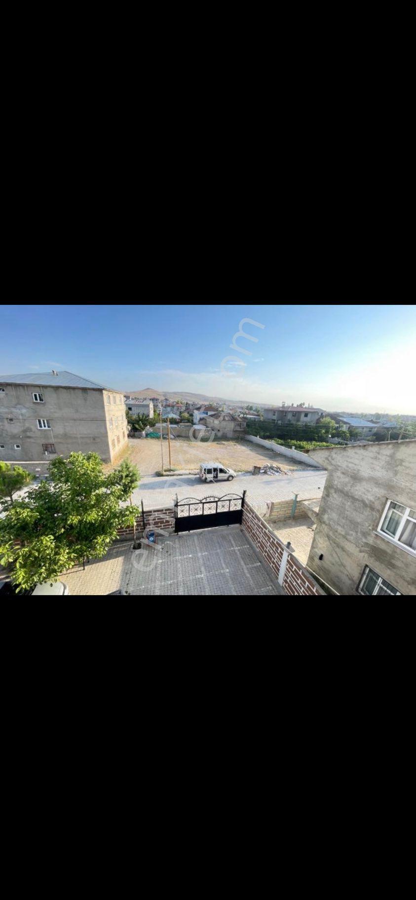 Sahibinden Van İpekyolu Hacıbekir Mah Satılık 750 M2 Arsa