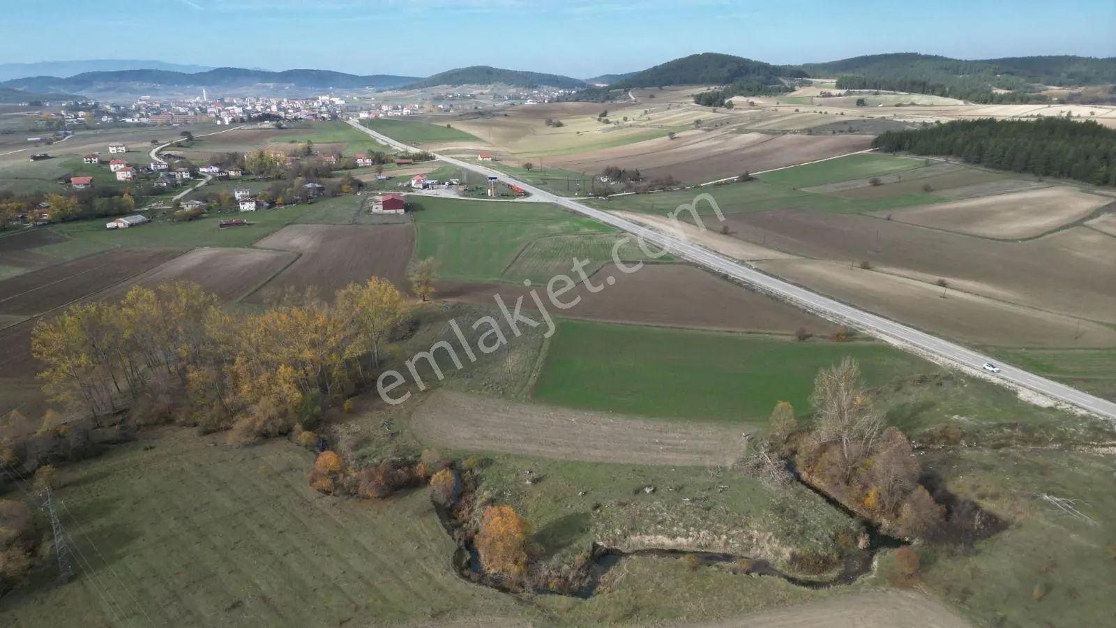 Sahibinden Sahibinden Eflani Akören'de Doğayla İç İçe 6.330 M² Satılık Tarla