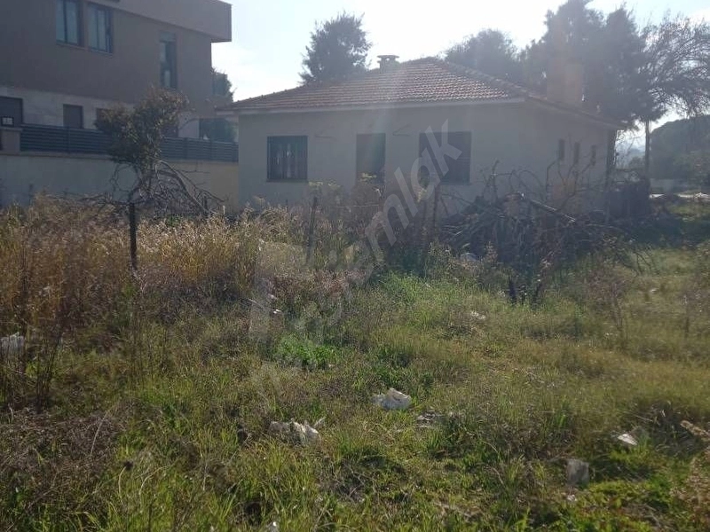 URLA ATATÜRK MAH.SAHİBİNDEN SATILIK OTEL-MOTEL-KONUT İMARLI ARSA