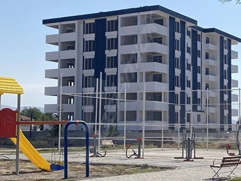 GÜLBAHÇE MAHALLESİNDE SATLIK