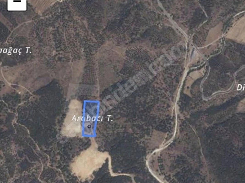 AYVALIK ÇAMOBADA SİTE İÇİNDE SATILIK VİLLA ARSASI