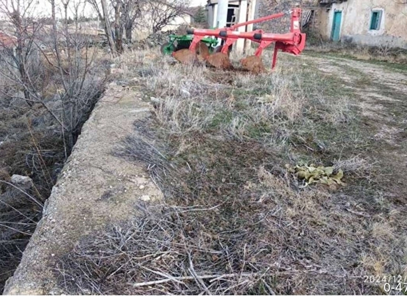 Afyon Emirdağ Gelincik Köy İçi İmarlı