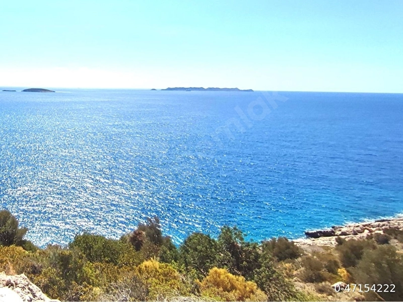 Kalkan - Bezirgan Sahilinde - Denize 1.Parsel - 620m2 - 2B ARAZİ -
