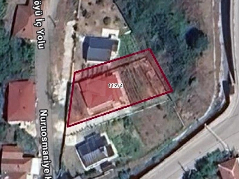 geyve nuruosmaniye'de 100 metrekare 3+1 ev ve arsası
