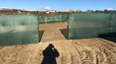 Sahibinden Çeşmeli De 200 Mt2 Etrafı Çevrili 3 Kat İmarlı Arsa