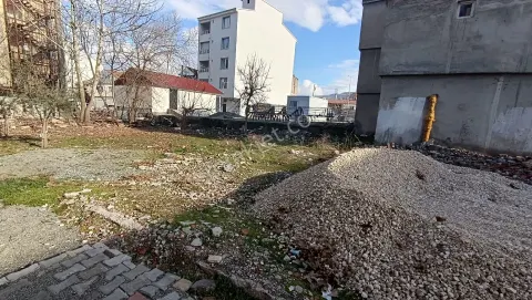 Sahibinden Merkezi Konumda Yatırımlık Arsa