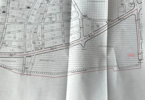 Sahibinden Atabey M.yüksekokulu Karşısı,planlı Alan,yola Cephe.araç Takaslı