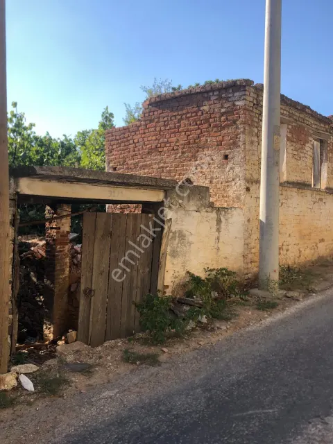 Sahibinden İzmir Bayındır Ergenli Köyünde Satılık Köy Evi Arsası