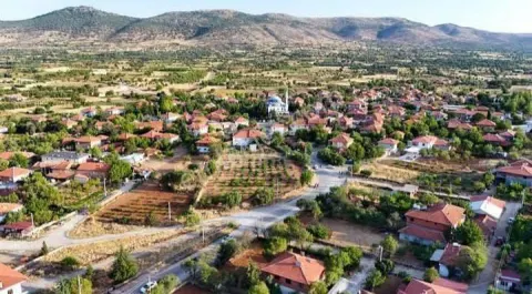 Sahibinden 2055 Metre Müstakil Parsel Sagi Solunda Prefabrikler Var