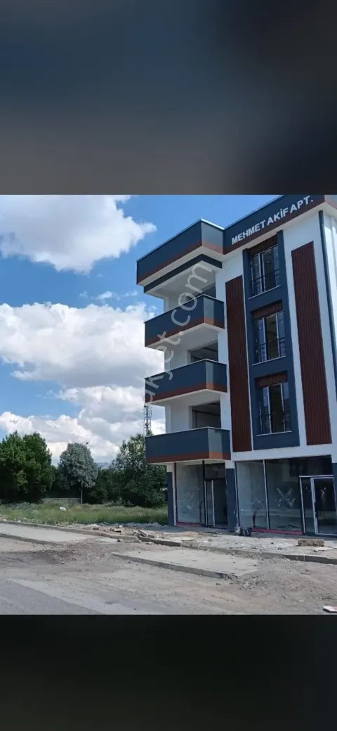 Sahibinden Dadaşkentte Ana Caddede Satılık Arsa