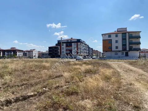 Sahibinden Kapaklı Merkezi Konumda İmara Açık 230 M² Arsa