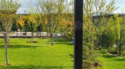 
          Gölbaşı Mahmatlı mahallesi 500 metre Elk.Su,35 Elma ağacı var.
        