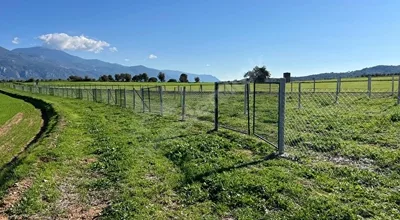 
          seydikemer eşen de 225 - 450 - 675 m2 bahçeler
        