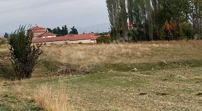 
          YERLEŞİM OLAN BÖLGEDE SATILIK HOBİ BAHÇESİ YATIRIMLIK
        