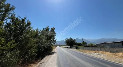 
          Honaz Kızılyer Anayol Cepheli Mükemmel Konumda Bahçe
        
