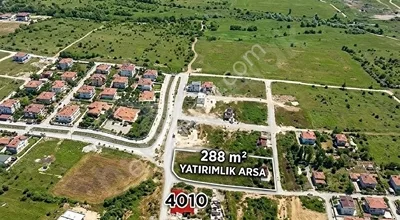 
          Hadımköy TOKİ konutlarının hemen yanında yola yakın villalık arsa
        