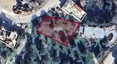 
          Mut Merkezde Yatırımlık - 507 m² - 3 Kat İmarlı - Geniş Cepheli
        