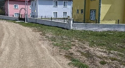 
          Niksarda satılık arsa
        