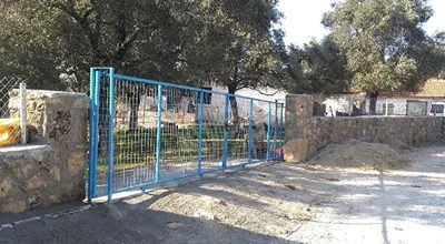 
          SAHİBİNDEN KÖYİÇİ 6 DÖNÜM ÇİFTLİK ARAZİSİ
        