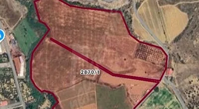 
          ARSUZ KİSLA MAHALLESİNDE OTOBANA ŞİFALI SUYA 1 KM MESAFEDE GELİSMEKTE OLAN BÖLGEDE
        