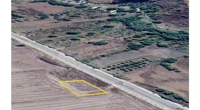 
          Sahibinden Ana Yola Cephe Tarla
        
