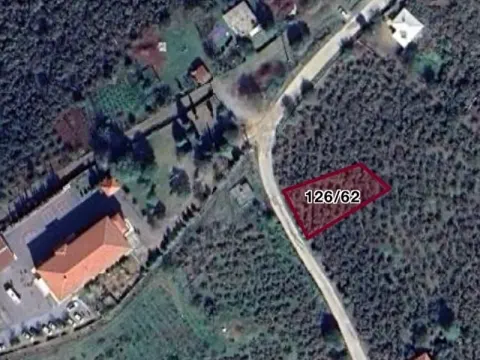 MÜSTAKİL TAPULU 600 m2  KONUT İMARLI ARSA