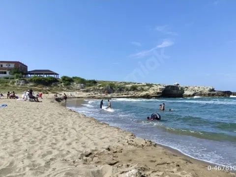 Kandıra Babalı Dikilide, Denize sıfır Muhteşem konumda arsa