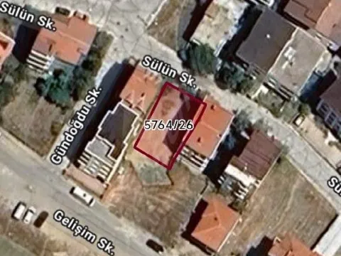 4 kat imarlı arsa