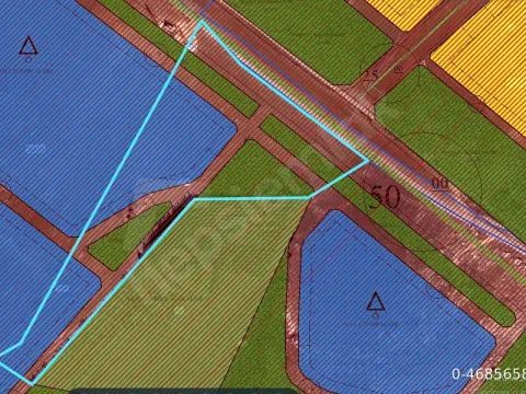 SAHİBİNDEN 50 METRE BULVAR ÜSTÜNDE SATILIK HİSSELİ ARSA