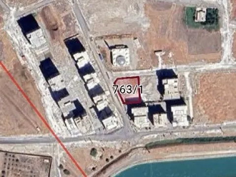 satılık arsa ve fıstık bahçesi