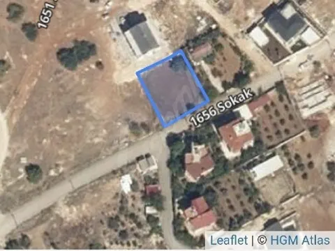TEK HİSSELİ VİLLA İMARLI CAZİP ARSA 674M2