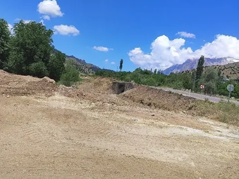 yola sıfır su kenarı arsa