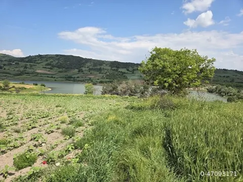 Sahibinden Gölet Manzaralı Arsa