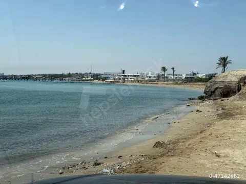 KIBRIS İSKELE DENİZE 200 mt YAKINLIKTA 3430 m2 KONUT İMARLI ARSA