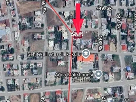 İmamoğlu Fatih Mahallesinde Köşebaşı 338m2 İmarlı Arsa