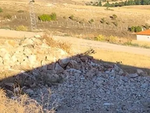 Çorum Aşağısaraylı da Projeli, Temeli Hazır, 3 Cephesi Yol, İmarlı Müstakil Arsa
