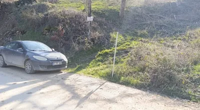 GEYVE DEMİRLER RESMİ YOLA 30 METRE CEPHELİ ARSA